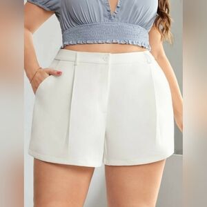 Plicated Wide Leg Short
